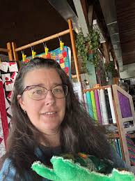 leadersandenders I'm loving this block. Not sure I won't finish in 2 weeks.  Kitting them up!!