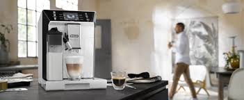5 other delonghi prima donna reviews. Amazon De De Longhi Primadonna Class Ecam 550 65 W Kaffeevollautomat Mit Milchsystem Cappuccino Und Espresso Auf Knopfdruck 3 5 Zoll Tft Farbdisplay Und App Steuerung Weiss