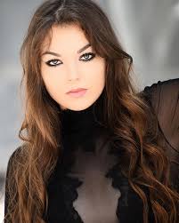 Lauren Wall Designs, Unveiled