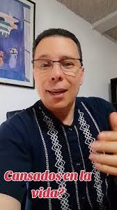 Roberto Sorto's Instagram, Twitter & Facebook