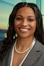 Tamara Bowles's Instagram, Twitter & Facebook