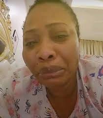 Mention the name of this lady and the story behind. The best Narrator of  the Story win K500