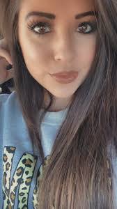 Sarah Abner's Instagram, Twitter & Facebook