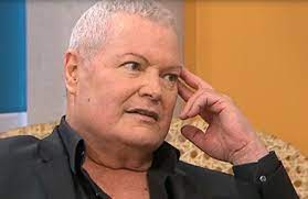 Vinte anos depois de ter vencido um cancro no cólon, marco paulo volta a ser diagnosticado com uma doença oncológica, desta vez um. Reveladas As Verdadeiras Razoes Para Marco Paulo Abandonar Os Palcos Nacional Flash