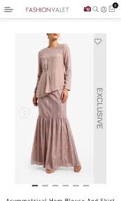 Beautiful raya pieces from alia b. Poplook Premium Fashion Valet Raya 2019 Assymetrical Hem Baju Kurung Women S Fashion Clothes Others On Carousell