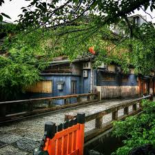 Crc Bernard On Instagram Kyoto Une Ville Pleine De Surprises Shimbashi Kyoto Japan Japon 2015 Oneplus Onepluson Instagram Posts Instagram Structures