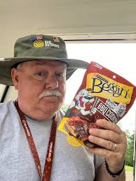 Got treats for the doggies!!!!