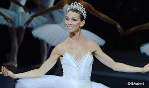 Eleonora abbagnato a 42 anni dice addio all'opéra di parigi: Les Adieux A La Scene D Eleonora Abbagnato Reportes Au 18 Mai Danses Avec La Plume L Actualite De La Danse