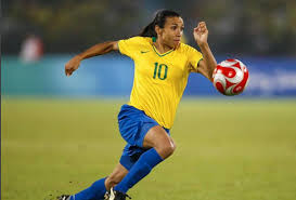 Jogadora marta fica noiva de zagueira americana do mesmo time foto: Na Semana Internacional Da Mulher Paolla Oliveira Publica Homenagem A Jogadora Marta Redetv
