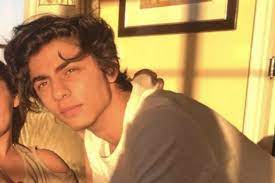 Shahrukh khan son abram thinks amitabh bachchan is his grandfather. Shah Rukh Khan S Son Aryan Khan S Facebook Hacked