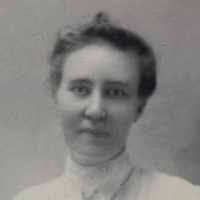 Anna Trulock's Instagram, Twitter & Facebook