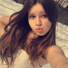 I wanna dance in the dark 👑🧸