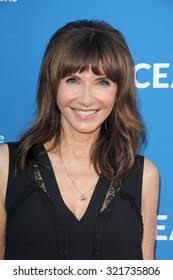 6+ Hundred Mary Steenburgen Royalty-Free Images, Stock Photos & Pictures
