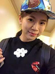 Salary, married, wedding, spouse, family. Omg It S Happenin Pengsoon Goh Liu Ying V Shem