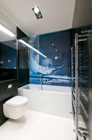 Darauf setzen wir die glastrennwand. Glas Duschruckwand Statt Fliesen In Der Dusche