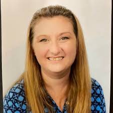 Michelle Nash's Instagram, Twitter & Facebook