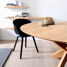 Circle table for outdoor use ø110 cm with table top lamels in bamboo and leg construction in gray powder coated aluminum. Buy Ethnicraft Circle Dining Table Oak Amara