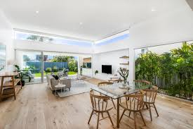 19a Tullimbar Road Cronulla Nsw 2230 Domain In 2020 Brick Exterior House 4 Bedroom House Exterior Brick