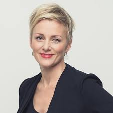 Nikki Burrows's Instagram, Twitter & Facebook