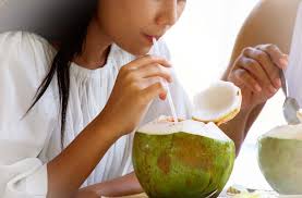 Berikut adalah beberapa minuman sehat agar kinerja jantung kian maksimal dan terhindar dari segala risiko penyakit koroner. Efek Samping Air Kelapa Picu Serangan Jantung Doktersehat
