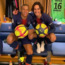 Discover more posts about edinson cavani. France Mbappe Uruguay Cavani Psg Edinsoncavani Instagram Com Free Football Psg Horse Racing Tips