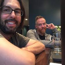 Sometimes Rob Bourdon looks like he's forcing himself to smile for a photo  : r/LinkinPark
