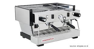 Maka pilihlah mesin kopi yang berdaya tahan tinggi, dan mudah. 12 Merek Mesin Kopi Terbaik Favorit Banyak Orang