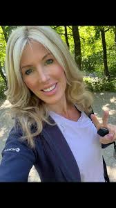 Inspiring Journey of an Independent Woman