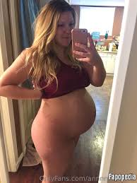 Annnneeee-vip Nude OnlyFans Leaks - Photo 1944127 - Fapopedia