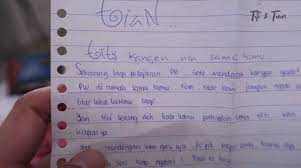 Tulisan tangan kelihatannya seperti barang peninggalan kuno dalam kehidupan modern kita; Surat Cinta Titi Kamal 2 Nyata