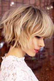 Publié le mars 18, 2017 par admin. Coupe Carree Courte 20 Modeles Inspirants Coupe De Cheveux Coupe Carre Court Coiffure Carre Court