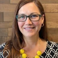 Kim Castner's Instagram, Twitter & Facebook