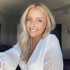 Katelyn Eller's Instagram, Twitter & Facebook