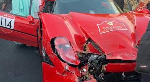 Maybe you would like to learn more about one of these? Incidente Alla Parata Delle Ferrari A Capri Distrutta La F50