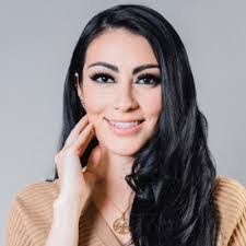 Alejandra Arechiga's Instagram, Twitter & Facebook