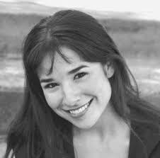 Lynn Beck's Instagram, Twitter & Facebook