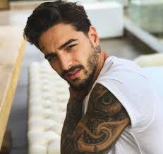 Ha dado vida a nuestro nuevo vicio a través de unas melodías que han nacido en medellín (colombia), maluma ha estado muy familiarizado con sus constumbres. Todos Listos Para El Concierto De Maluma Frankfurt De Noche Facebook