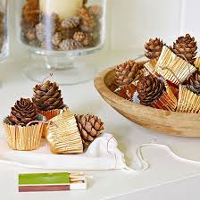 Birthday Party Inexpensive Party Favors For Adults 29 Festive Christmas Crafts You Can Make Right Now Party Favors For Adults Inexpensive Party Favors Holiday Party Decorations