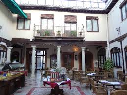 Milloin haluaisit yöpyä hotellissa hotel rural casa grande almagro? Patio Para Desayunar Y Cafeteria Fotografia De Hotel Rural Casa Grande Almagro Tripadvisor