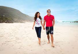 Dieter bohlen ist in deutschland für viele bekannt als das gesicht von dsds. Ø¹Ù„Ù‰ ÙØªØ±Ø§Øª Ù…ØªÙ‚Ø·Ø¹Ø© Ù…Ø¹Ø³ÙƒØ± Ø§Ù„Ø§Ø¯Ø§Ø±Ø© Camp David Hoodie Schwarz Dieter Bohlen Findlocal Drivewayrepair Com