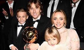 Luka modric's fifa 14 world cup items. Luka Modric Erhalt Auch Ballon D Or Sport Nachrichten Mittelbayerische