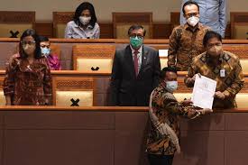 2 proses penyusunan peraturan perundang undangan. Pakar Hukum Pembentukan Uu Cipta Kerja Merupakan Proses Legislasi Terburuk
