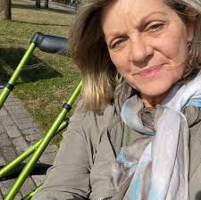 Patti Wheat's Instagram, Twitter & Facebook