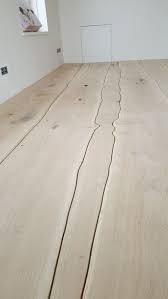 Stunning Rustic And Cheap Wooden Flooring Ideas Home To Z Cheap Wooden Flooring Cheap Flooring Flooring