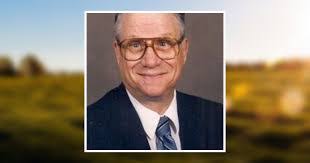 Randall Dykes's Instagram, Twitter & Facebook