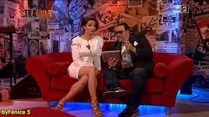 Andrea delogu, conduttrice sia televisiva che radiofonica nonchè scrittrice di talento, è divenuta uno dei volti più apprezzati e caratteristici del nostro paese. Superman Filippino Andrea Delogu E G Max Youtube