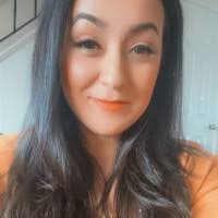 Amelia Serrano's Instagram, Twitter & Facebook