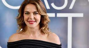 Claudia gerini awards and titles 2. Sanremo 2020 Claudia Gerini Contro Amadeus Boicottiamo Il Festival Poi Cancella Il Post