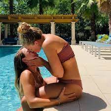 2 382 mentions j aime 32 commentaires real lesbian couples officialsecutelesbian sur instagram graceandalex23 instagram telefilm couple