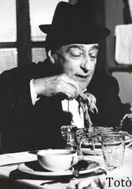 La legge italiana non ammette il divorzio, ma è ancora previsto il delitto d'onore, un caso di omicidio punito con pena più mite e molto frequente in sicilia. 10 Ideas De Italian Food Film Peliculas Italianas Cine Italiano Laurel And Hardy